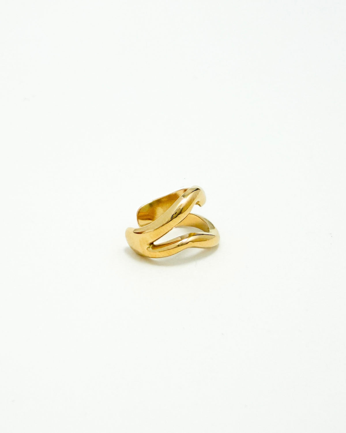 Lia Earcuff
